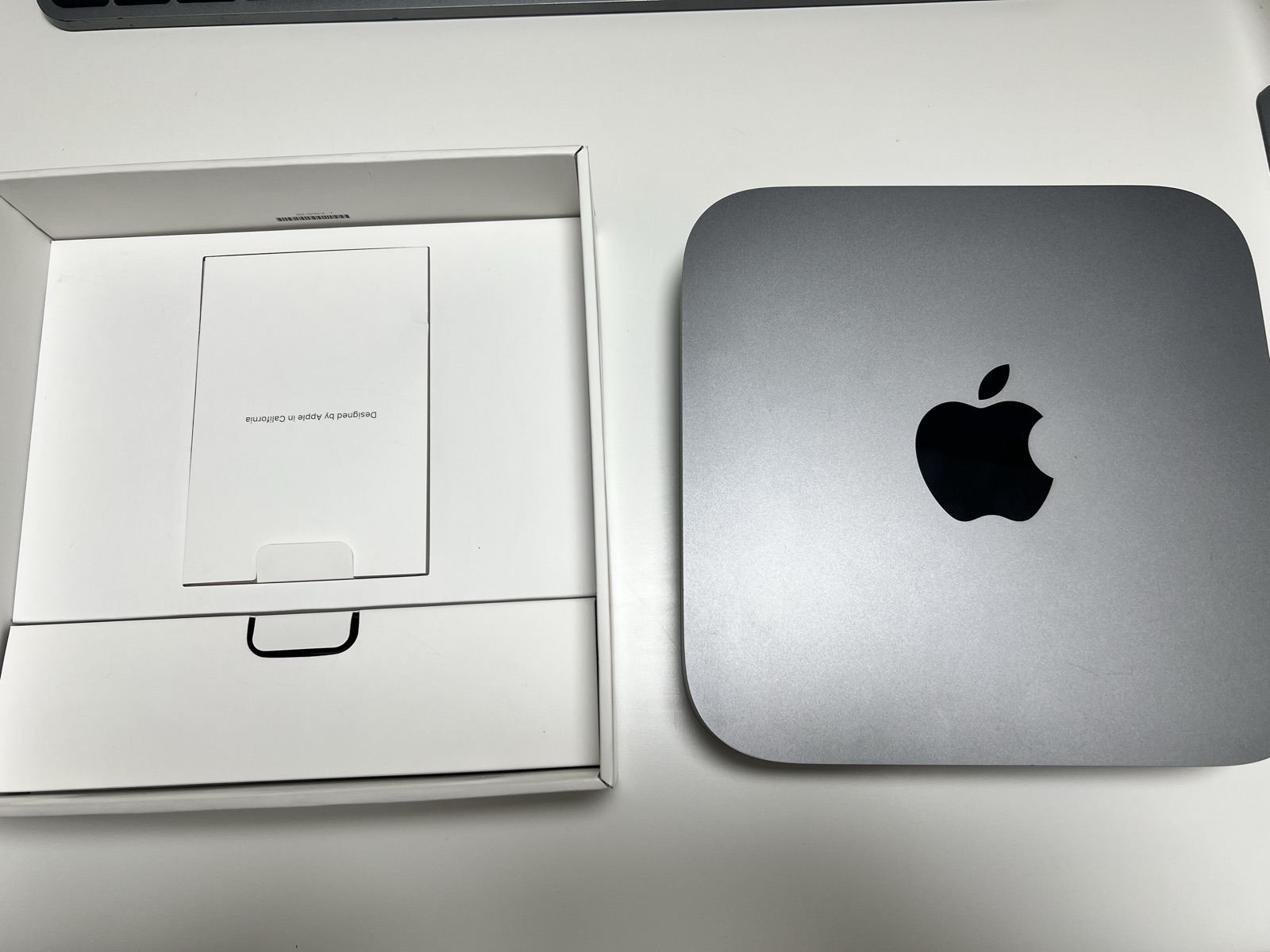 당근에서 데려온 날 — 박스째 온 중고 Mac mini 2018